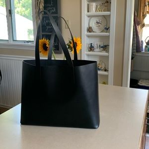 Like new Black Everlane Day Market Tote